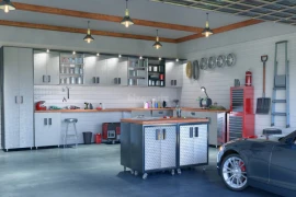 FULLY FUNCTIONAL AUTO REPAIRING CENTER FOR SALE IN AL QUOZ - DUBAI!!! BUSINESS FOR SALE!!!!!!